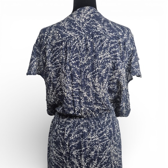 Lucky Brand Plus Sz 3X Dress Navy Blue Botanical Print V-Neck Maxi Boho Flutter - Picture 7 of 9